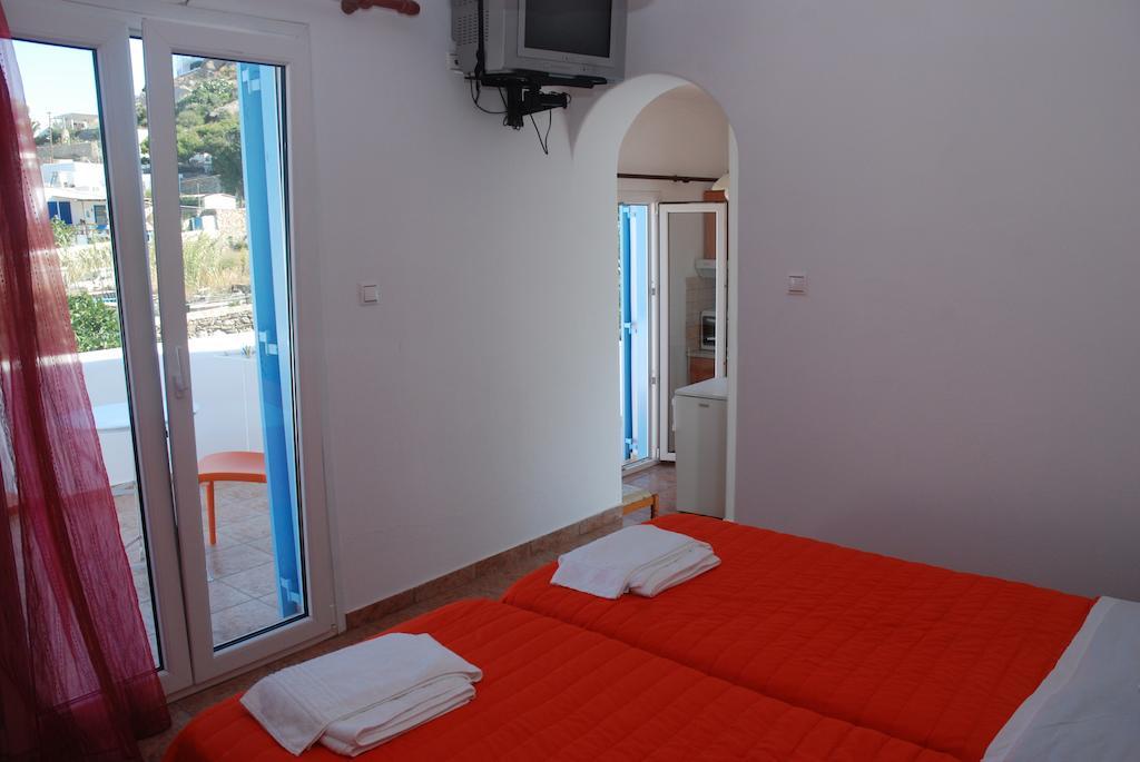 Pension Katerina Studios Tourlos Pokoj fotografie